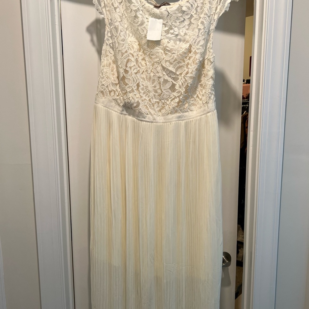 Lace dress
